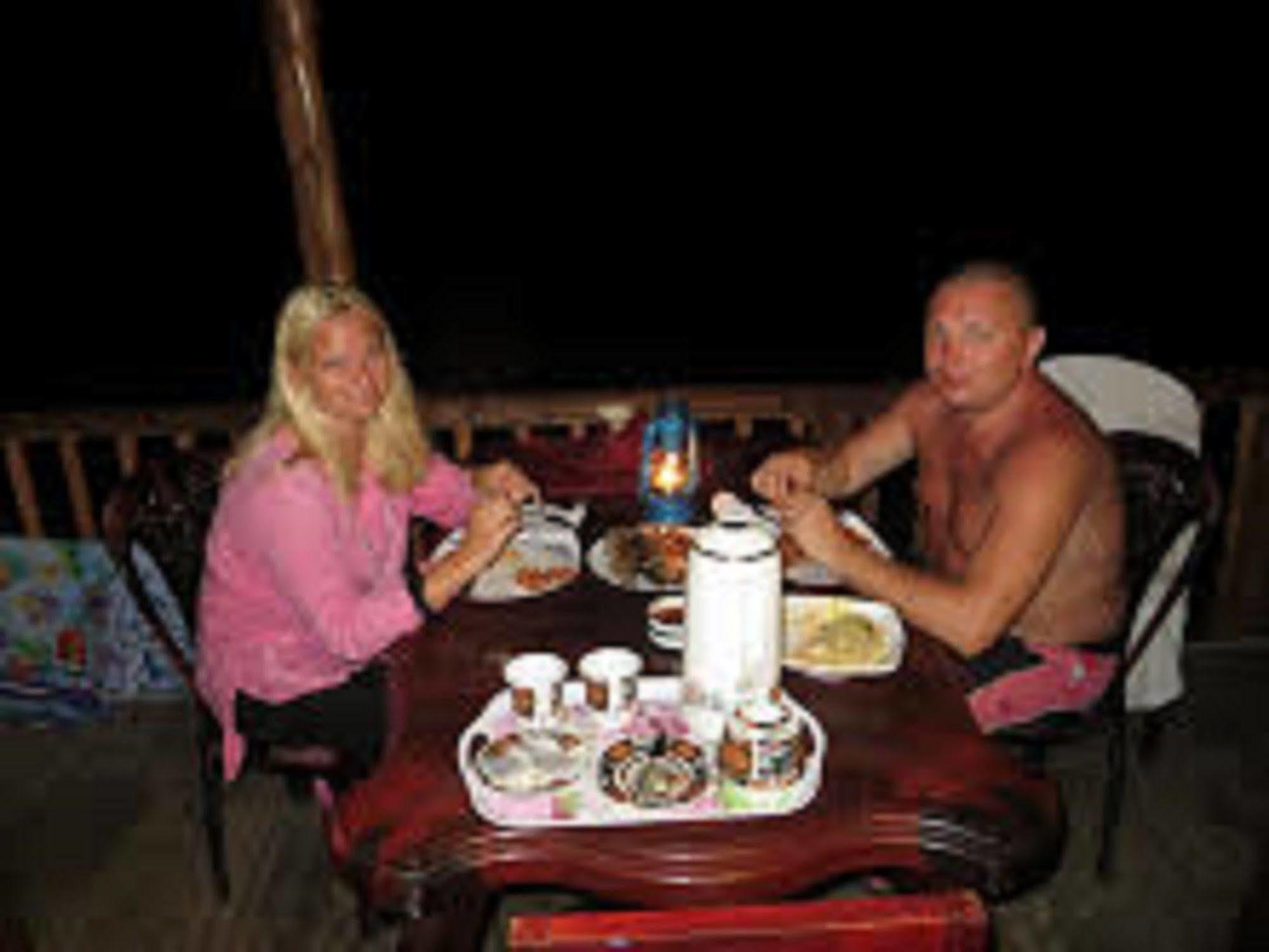 Dyke Rest Hotel Trincomalee Buitenkant foto